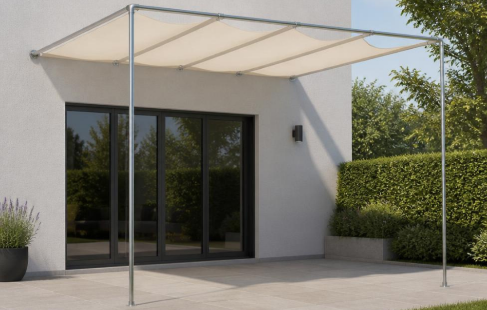 Steigerbuis pergola met schaduwdoek